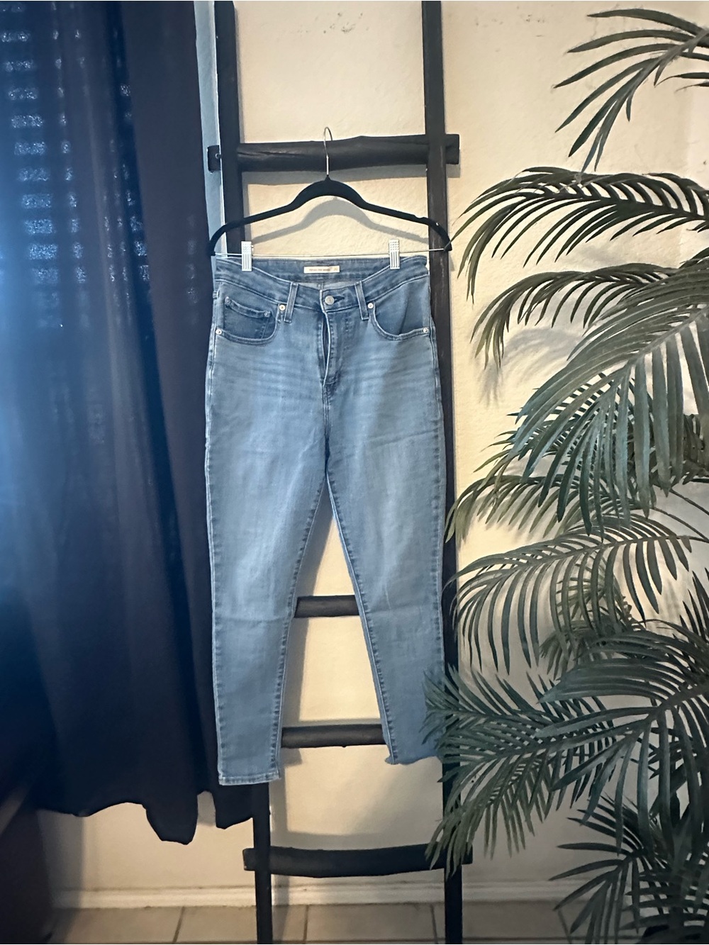 Levi's Light Blue High-Rise Skinny Jeans
